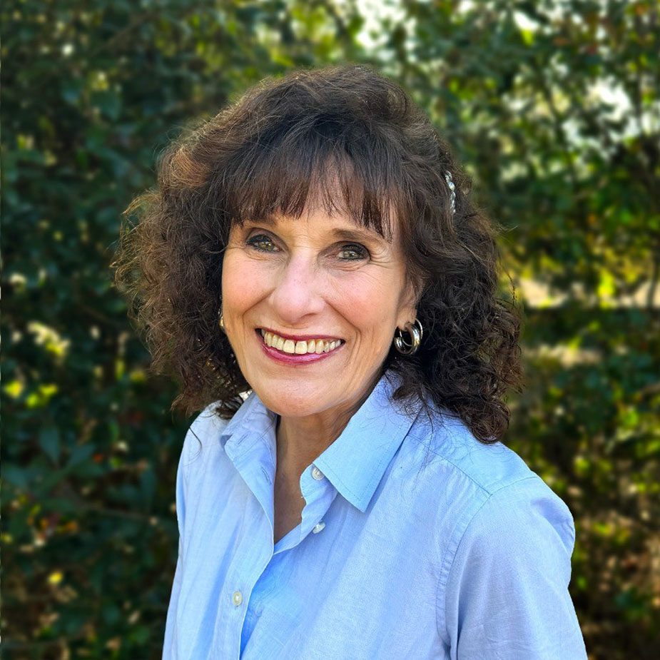 Trish Currie 925x925